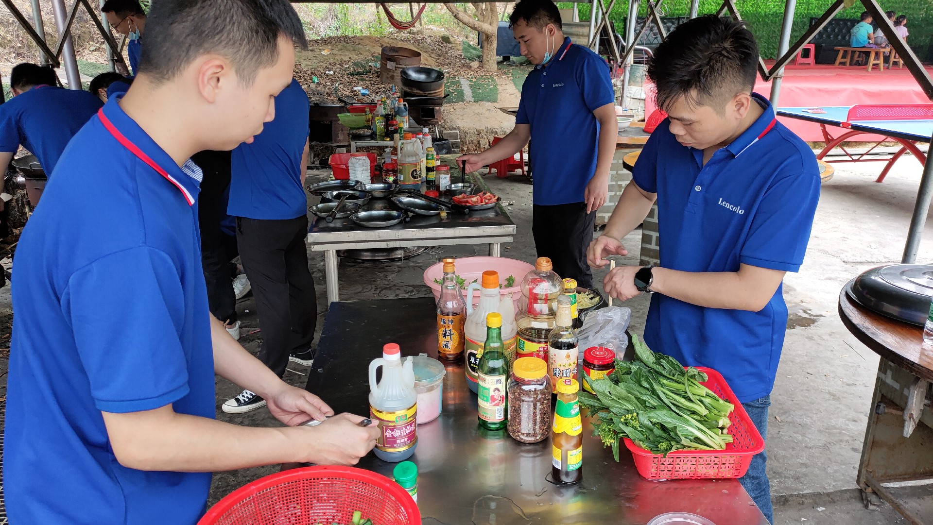 松湖騎行，穿樹飛花；農(nóng)家休閑，擁抱自然