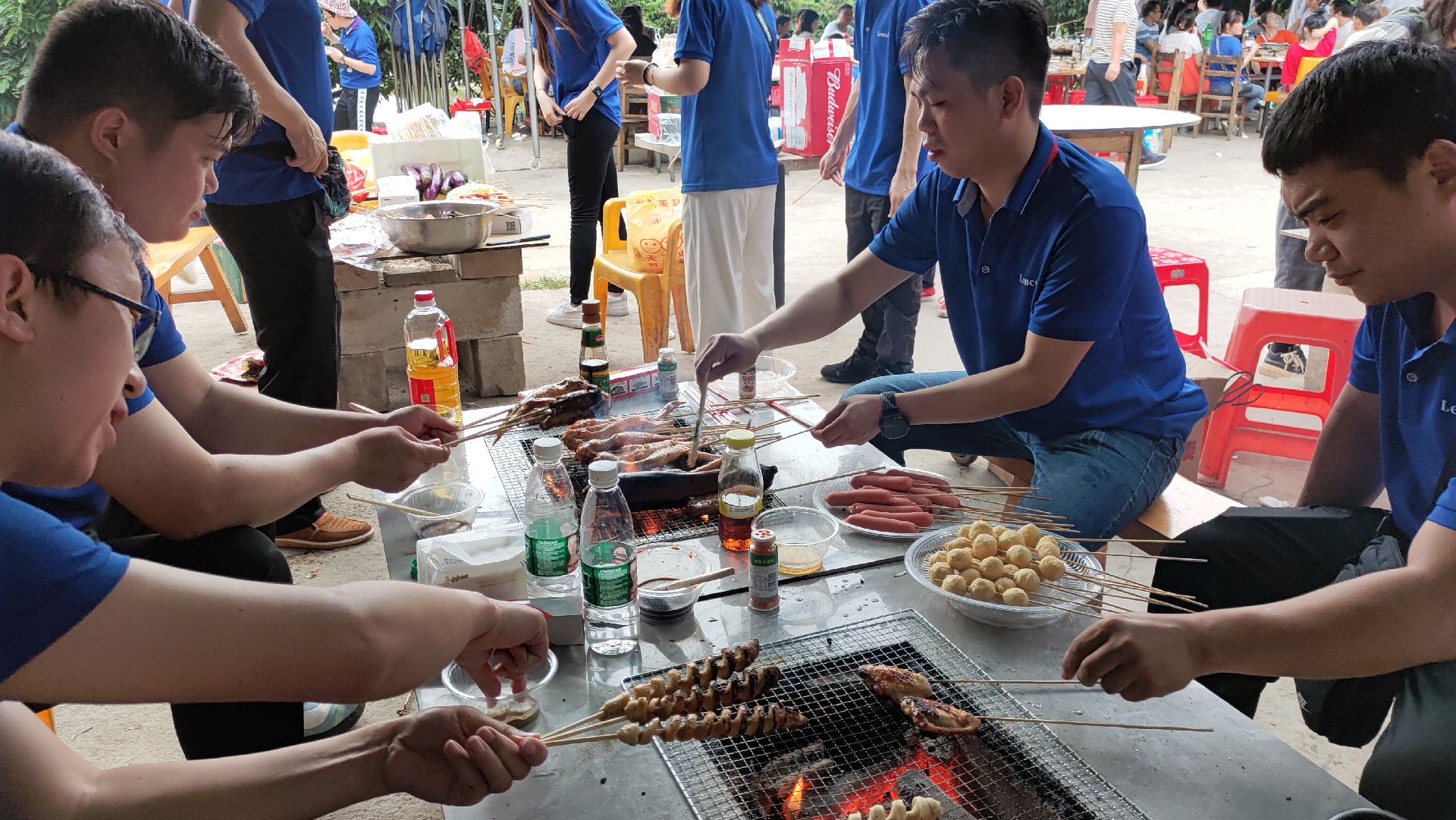 松湖騎行，穿樹飛花；農(nóng)家休閑，擁抱自然